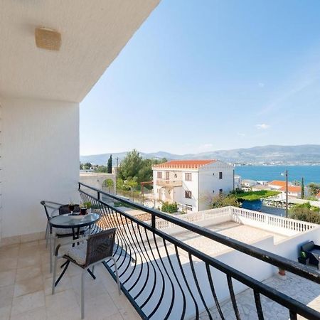 Ferienwohnung In Arbanija Mit Meerblick, Balkon, Klimaanlage, W-Lan 5137-1 トロギール エクステリア 写真